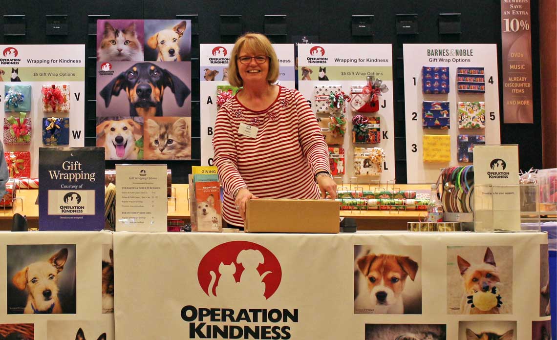 Operation Kindness Blog - Gift Wrapping at Barnes & Noble| North Texas No-Kill Animal Shelter